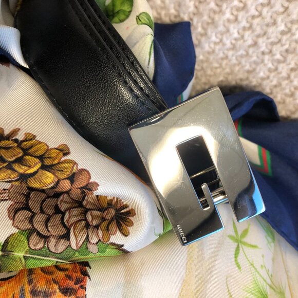 GUCCI Accessories - GUCCI Black Leather Belt